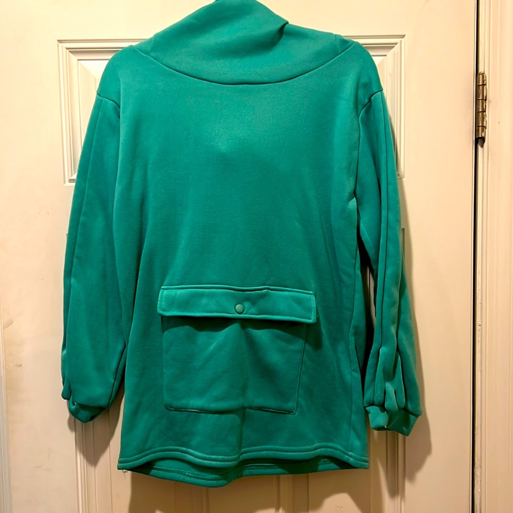 Frog face hoodie - size M